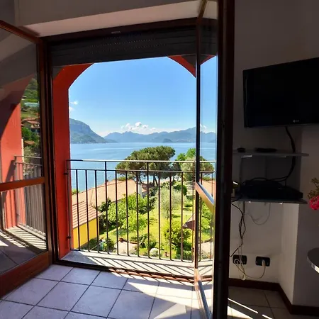 3-bedroom Lakefront Lakeview